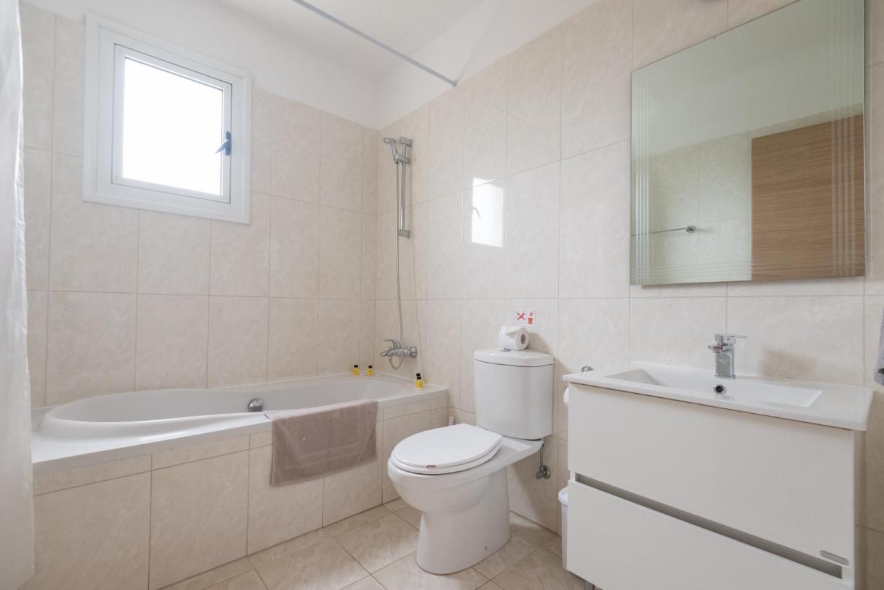 Narcissos 'Nissi Beach' Apartment A8 Ajía Nápa Eksteriør bilde
